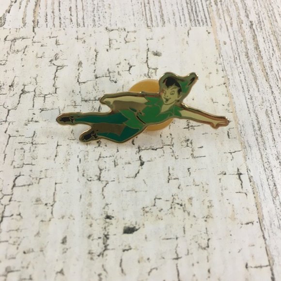 Disney Jewelry - Disney Pin Flying Peter Pan Japan Tokyo Gold 4304 Small